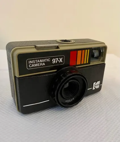 Câmera Fotográfica Kodak Instamatic 97-X (década de 70)