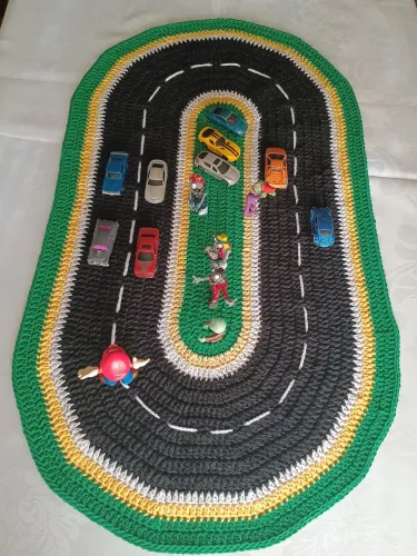 Tapete de Crochê Infantil - Pista de Carro