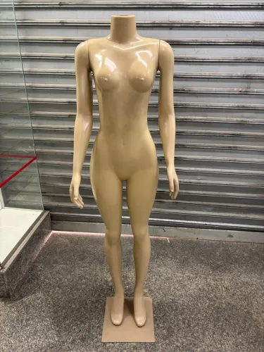 Manequim Feminino