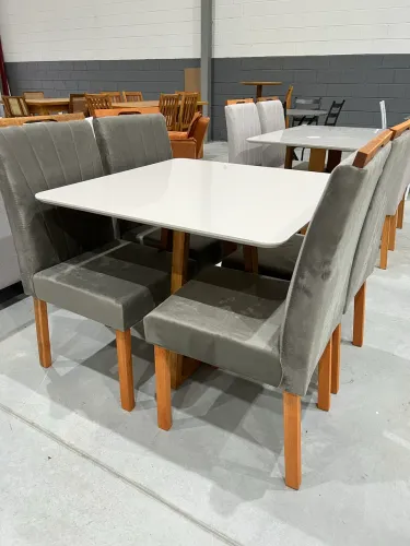 Mesa Quadrada 90x90 com 4 Cadeiras PRONTA ENTREGA