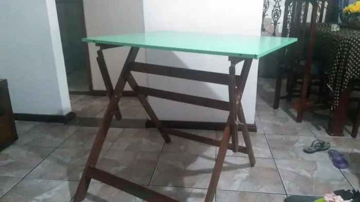 Vendo uma prancheta para desenho