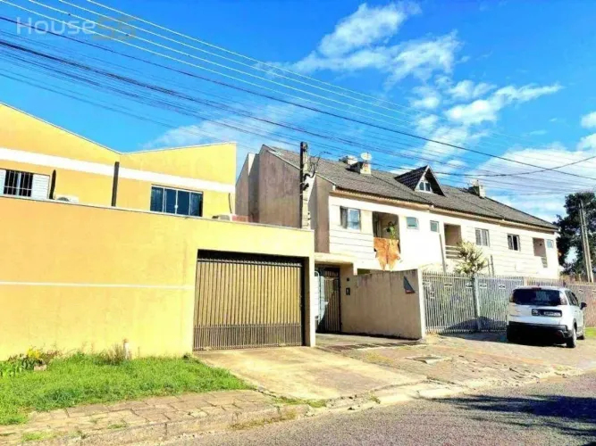 Sobrado com 3 dormitórios à venda, 124 m² por R$ 670.000,00 - Bacacheri - Curitiba/PR