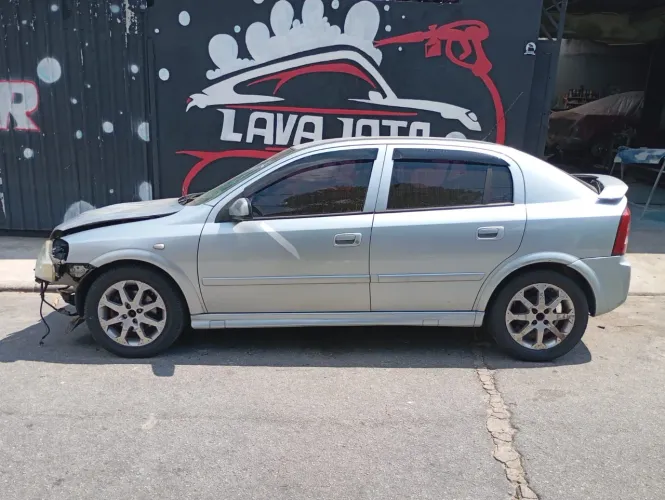 Sucata astra 2010 para retirada de peças 