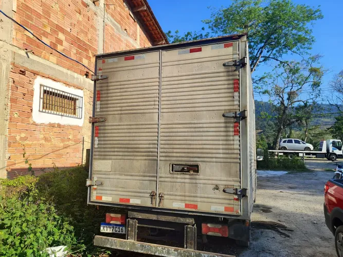 Iveco Daily Chassi 35s14 2P (e5) 2013