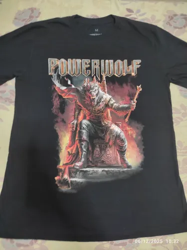 Camiseta oficial da banda de Heavy Metal PowerWolf "M" 