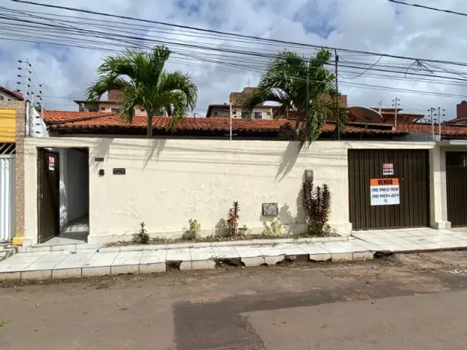 VENDO CASA NA COHAMA A 50 METROS DA RUA DO ARIRIZAL