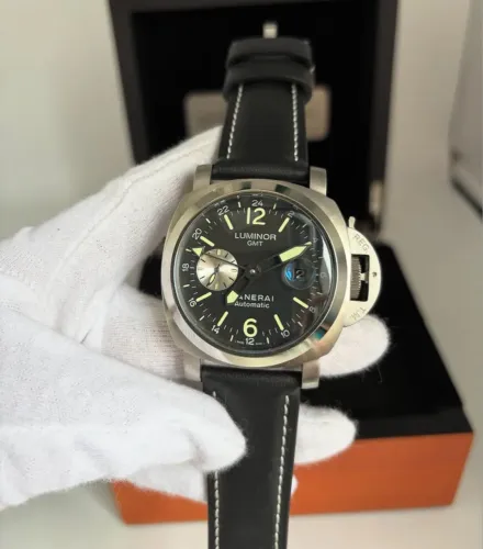 Relógio Panerai Luminor GMT Automático