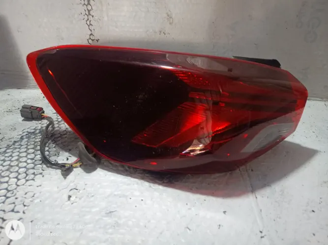 Lanterna HB20 sedan 2p21 a 2024 esquerda sem led