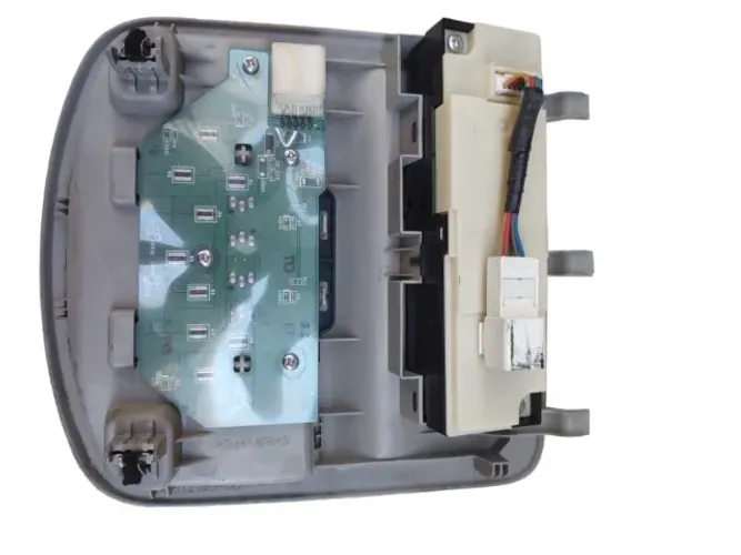 Lanterna Teto Botão Ar Toyota Hilux 5w4 2016/2020. 75h391