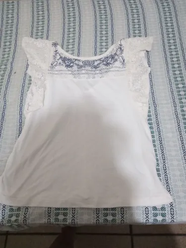 Blusa branca feminina