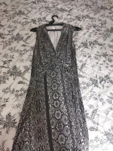 Vestido longo festa estampado cobra marca mercatto