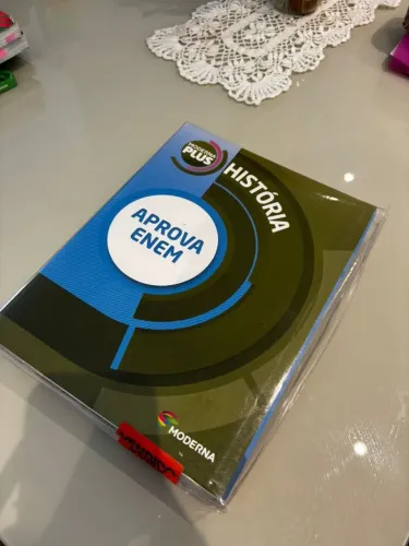 Box Completo Moderna Plus: Conexões com a história Em ótimo estado