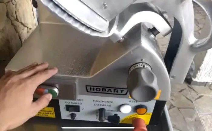 FATIADORA HOBART AUTOMÁTICA 