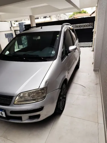 Fiat Idea ELX 1.4 MPI Fire Flex 8V 5P 2009