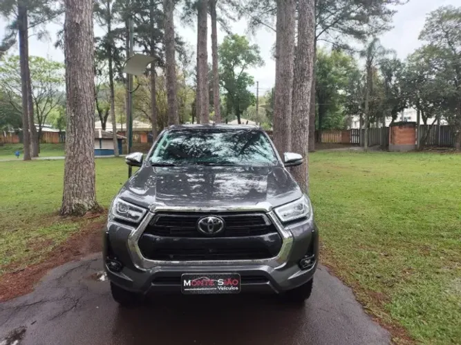 Toyota Hilux CD SRX 4X4 2.8 TDI 16V Diesel Aut. 2023