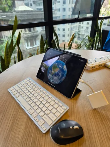 Apple Ipad Pro De 11 3a Geração + Caneta E Teclado