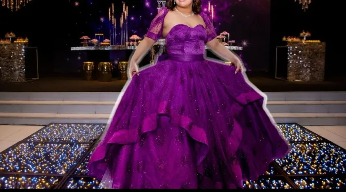 Vestido Debutante roxo