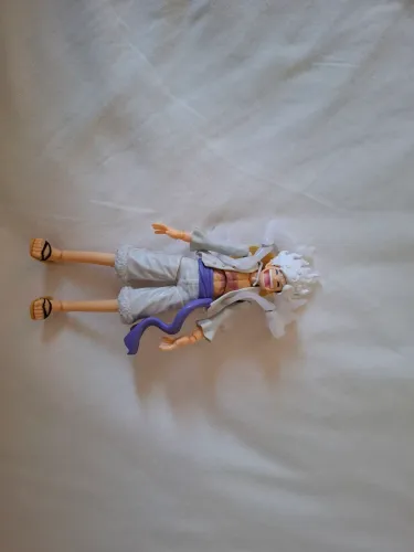 Boneco Luffy Gear 5