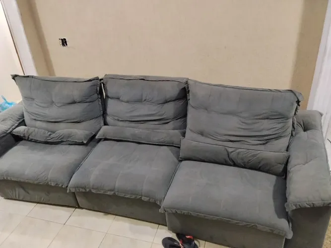 Sofá semi novo