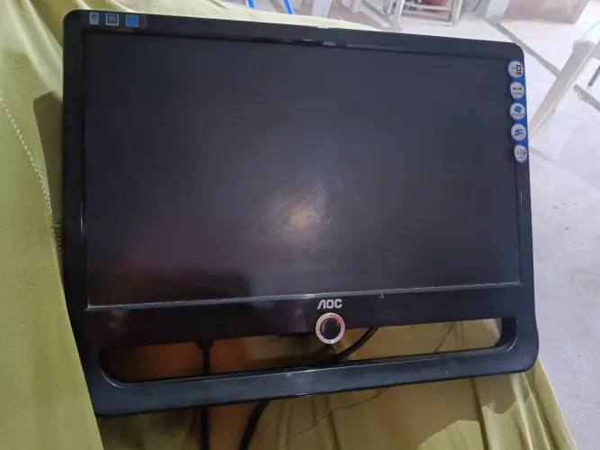 Monitor 19' polegadas