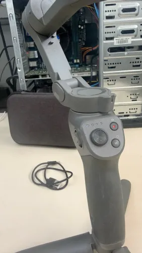 DJI osmo mobile 3