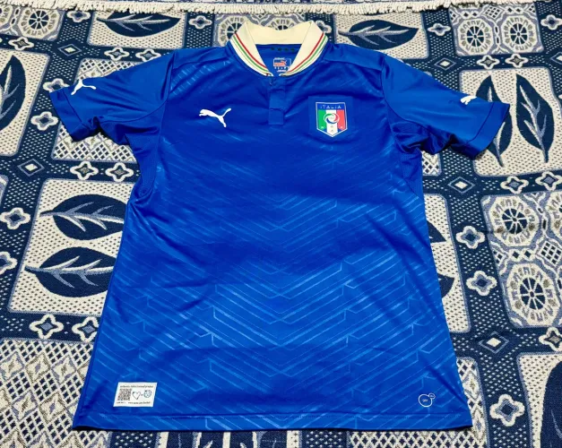 Camisa Itália 2012 / Produto Original / Impecável