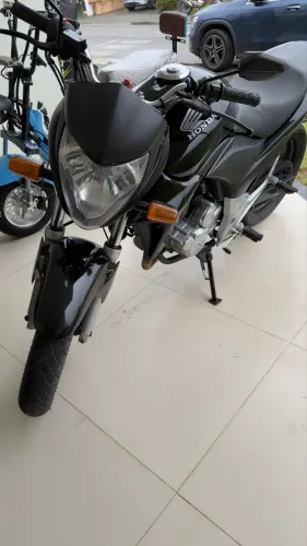 URGENTE CB 300 2014