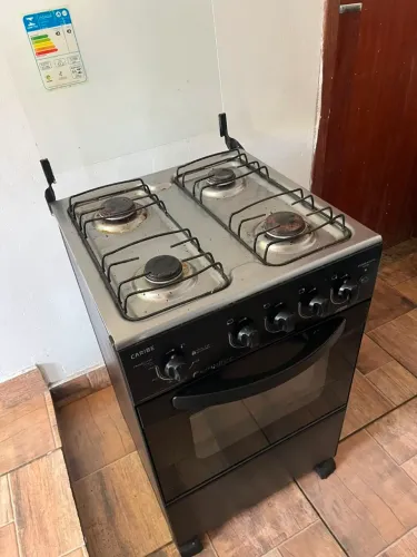 Vendo fogão 4 bocas funciona tudo