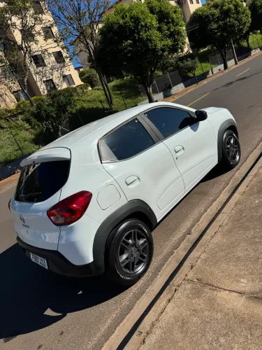 Renault Kwid Intense 1.0 Flex 12V 5P Mec. 2018