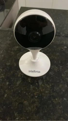 Camera Wi-Fi intelbras Izy 1003