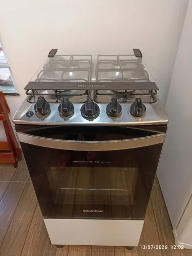 Vendo fogão Brastemp 4 bocas, Novíssimo.