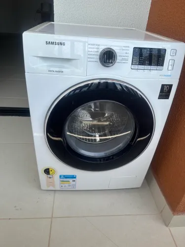 Lava e Seca Samsung 11kg (WD11M4453JW) - Excelente Estado