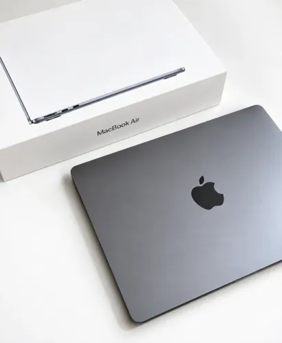 MacBook Air M3 | 512 GB | Bateria 100% | Impecável
