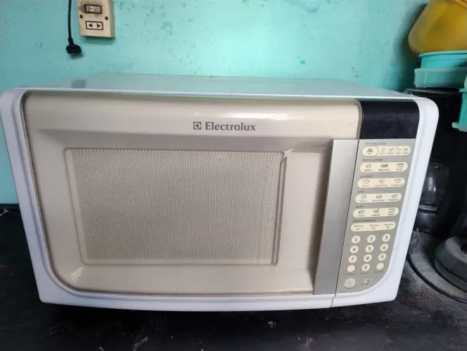 Microondas Eletrolux 31Litros, 127v