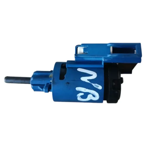 Sensor pedal embreagem interruptor g4 vw fox gol 2014  2014