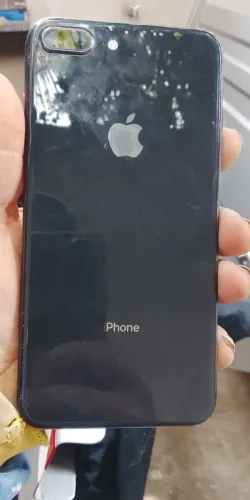 iPhone 8 Plus 