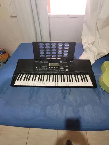 Vendo teclado Roland Revas Kb330