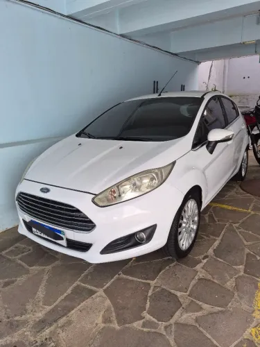 Ford Fiesta Titanium 1.6 16V Flex Mec. 2014