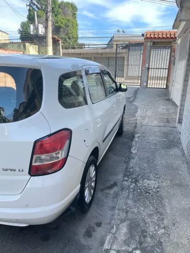 Chevrolet Spin LT 1.8 8V Econo.flex 5P Aut. 2013