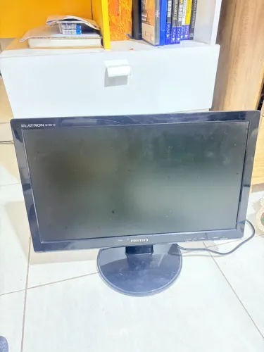 Monitor LG Flatron W1941S 18,5" Widescreen (Positivo) - Funcionando