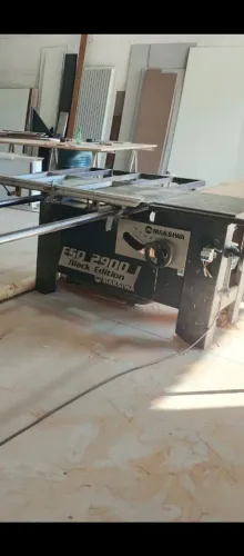 Serra esquadrejadeira 