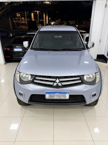 Mitsubishi L200 Triton HPE 3.2 CD TB Int.diesel MEC 2013