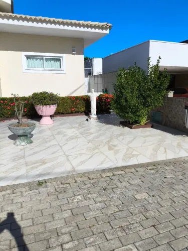 Casa com 3 dormitórios à venda, 200 m² Eusébio - Eusébio/CE