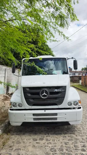 Caminhão Mercedes Benz Atron 2324