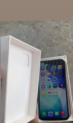 iPhone 12