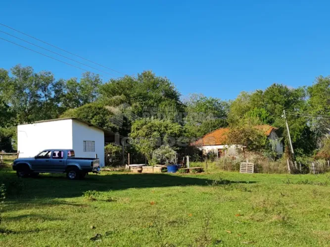 Cedral - SP - sítio com 8,4 alqueires com benfeitorias
