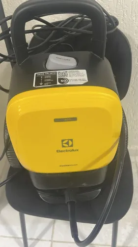 Lavadora de Alta Pressão Electrolux 1800PSI 1450W PowerWash Aplicador Detergente 220V - EW