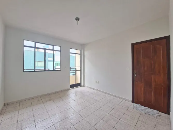 Apartamento para aluguel, 3 quartos, 1 suíte, Planalto - Divinópolis/MG