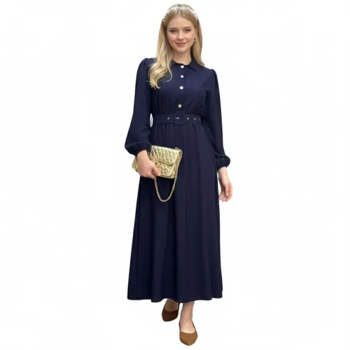 Vestido (NOVO)Chemise azul marinho, com botões funcionais, acompanha cinto