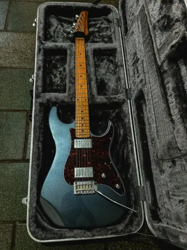 Guitarra Seizi Venom C/ Upgrades (NÃO PEGO TROCAS!)